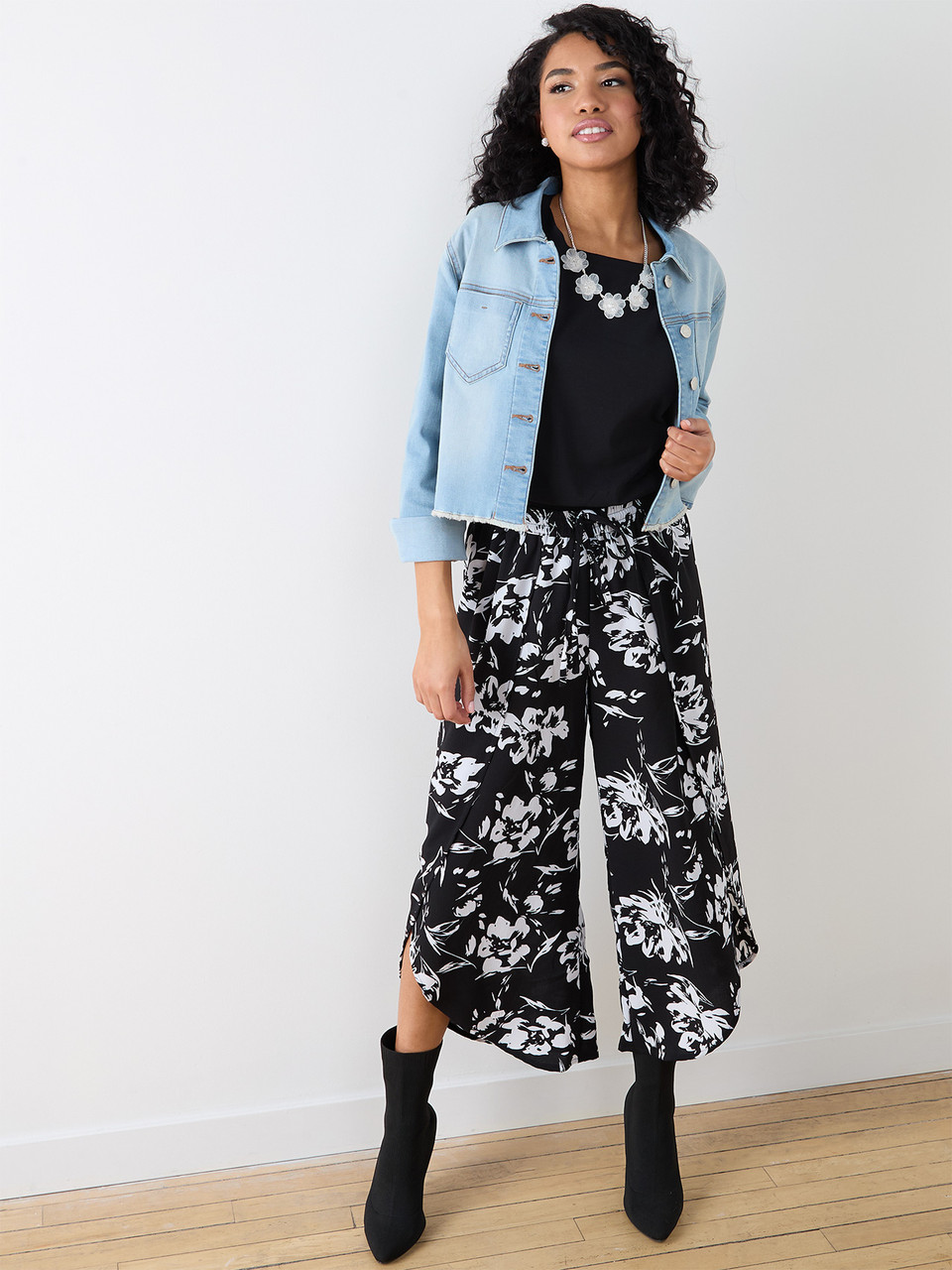 Petite Tulip Leg Pant in Crepe