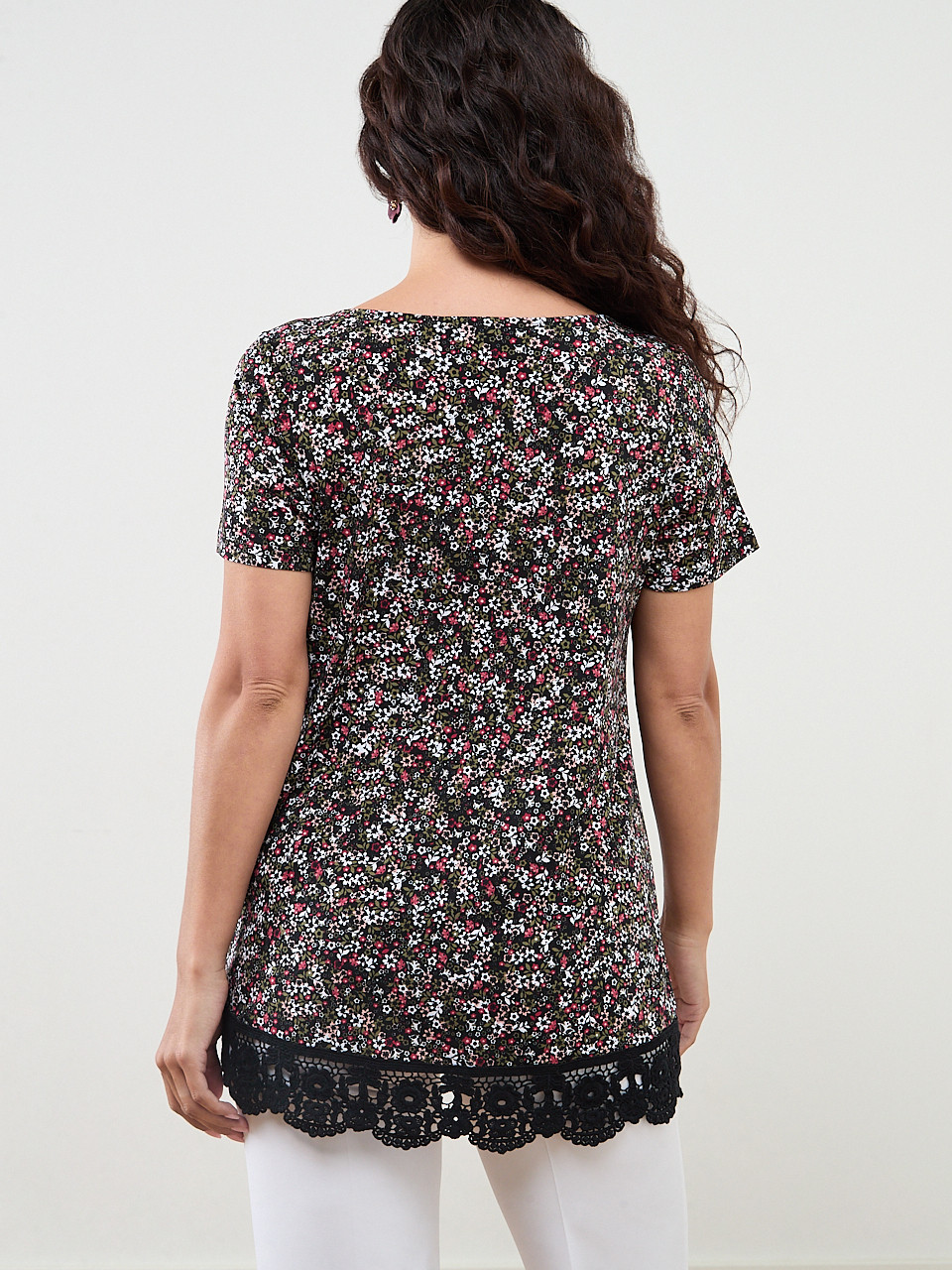 Petite Short Sleeve Lipstick Ditsy Crochet Trim Top