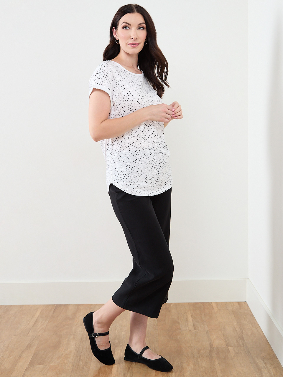 Short Sleeve Boatneck T-Shirt in White/Black Dot