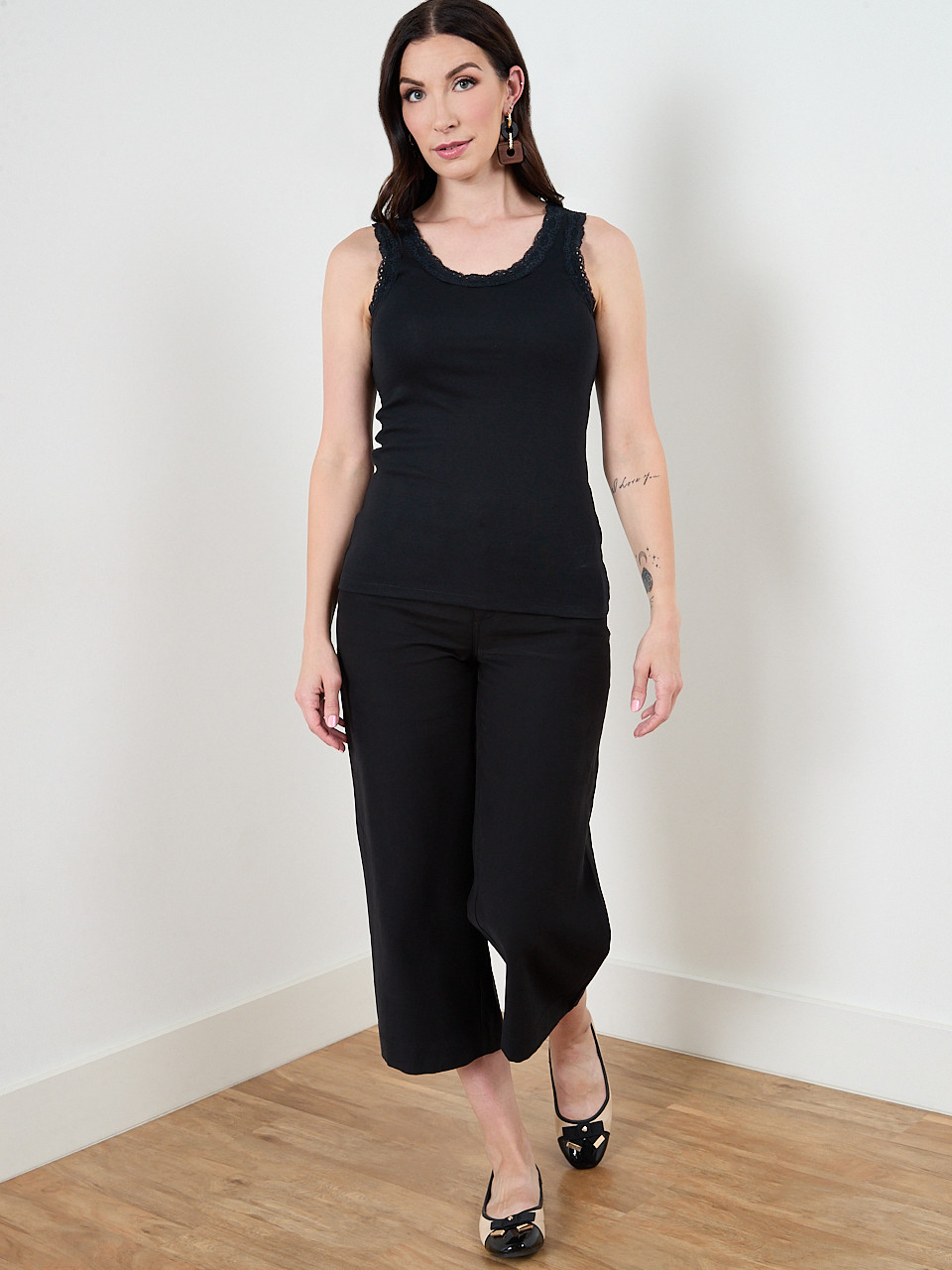 Stretch Cotton Black Tank With Lace | Cleo