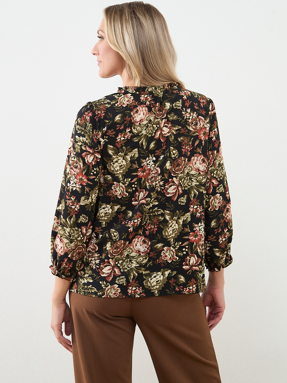 3/4 Sleeve Ruffle Trim Blouse in Black Floral