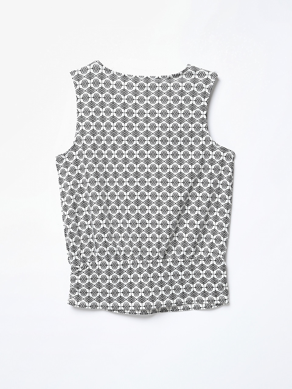 Sleeveless Crepe Knit Banded Top