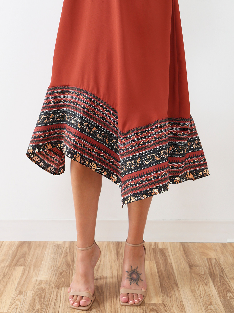 Sleeveless Shark Bite Midi Dress