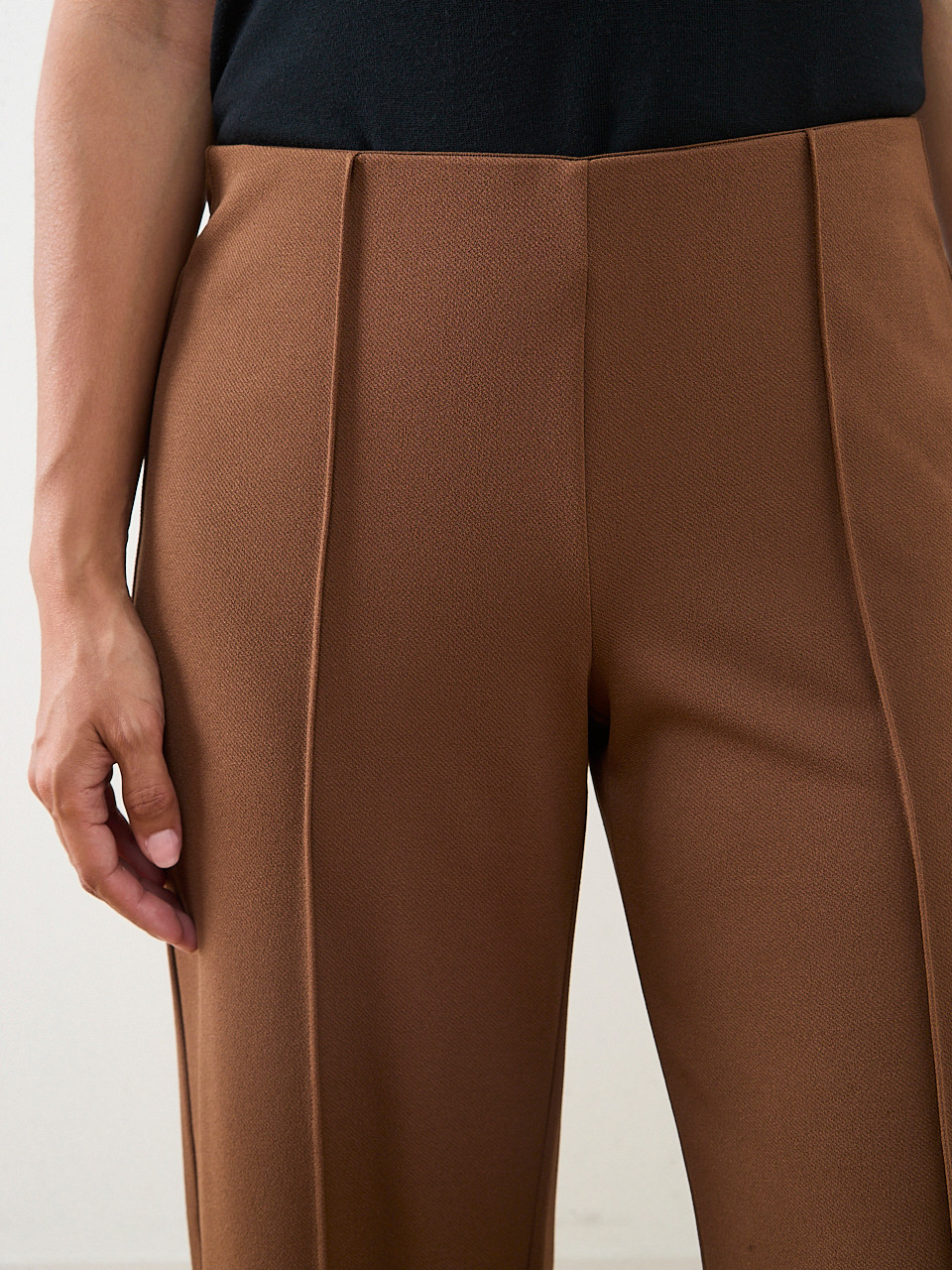 Trisha Scuba Crepe Wide-Leg Trouser