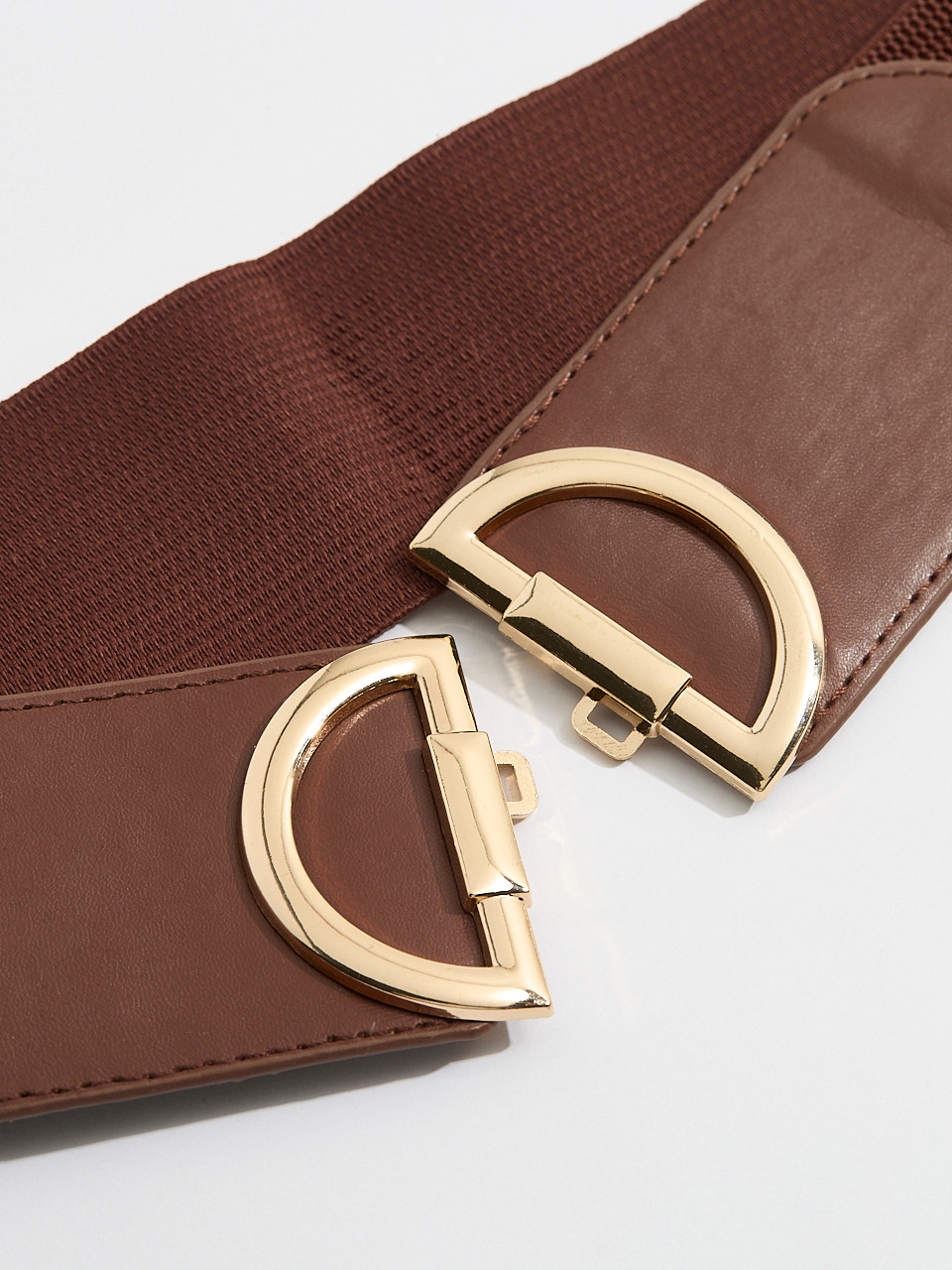 D-Buckle-Stretch Belt