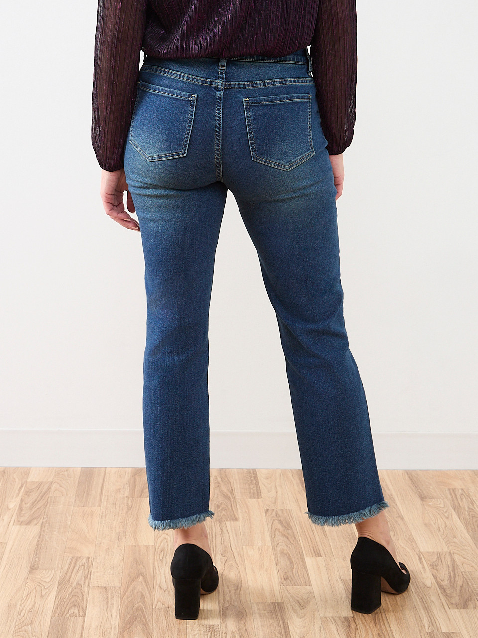 Oliva Embroidered Ankle Denim Jeans