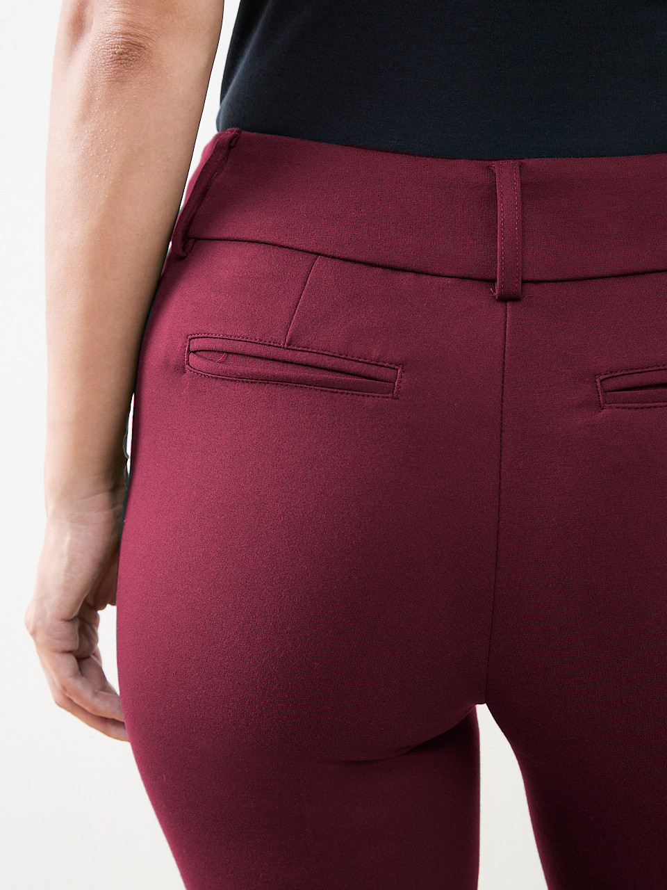 Quinn Ponte Slim Leg Pant