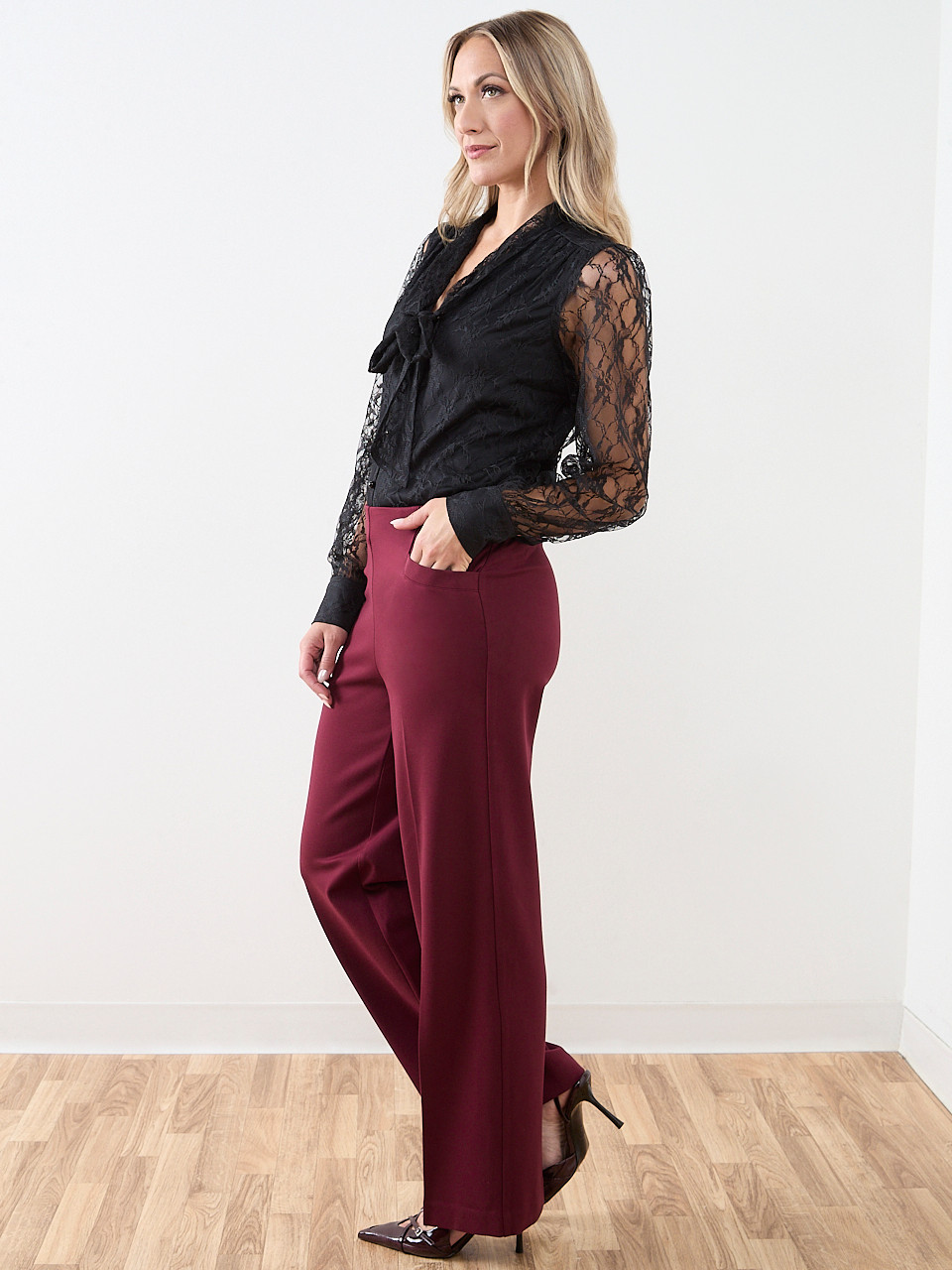 Tonia Wide Leg Pant in Ponte