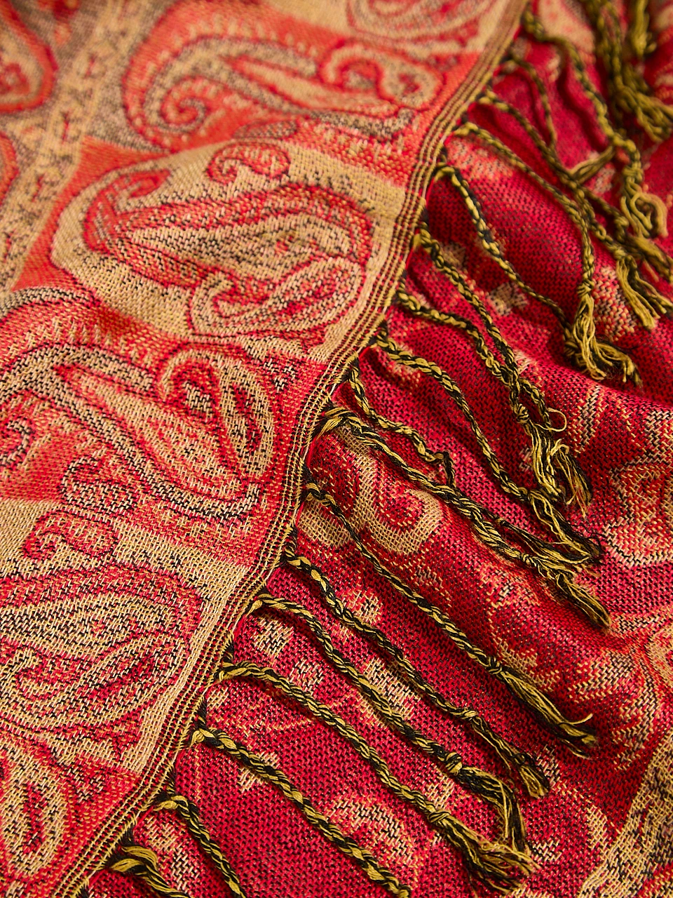 Small Pumpkin Paisley Print Pashmina
