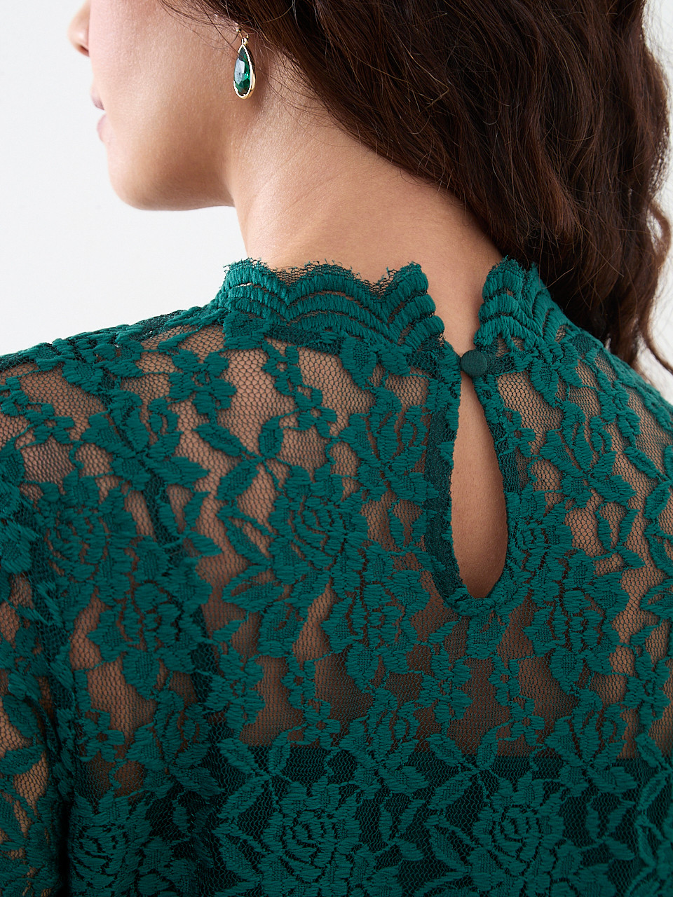 Petite Bracelet Sleeve Stretch Lace Top