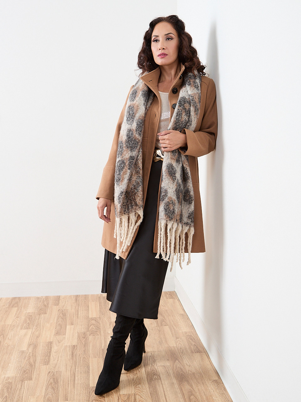 Petite Foil Print Top with Ruched Elbow Sleeves