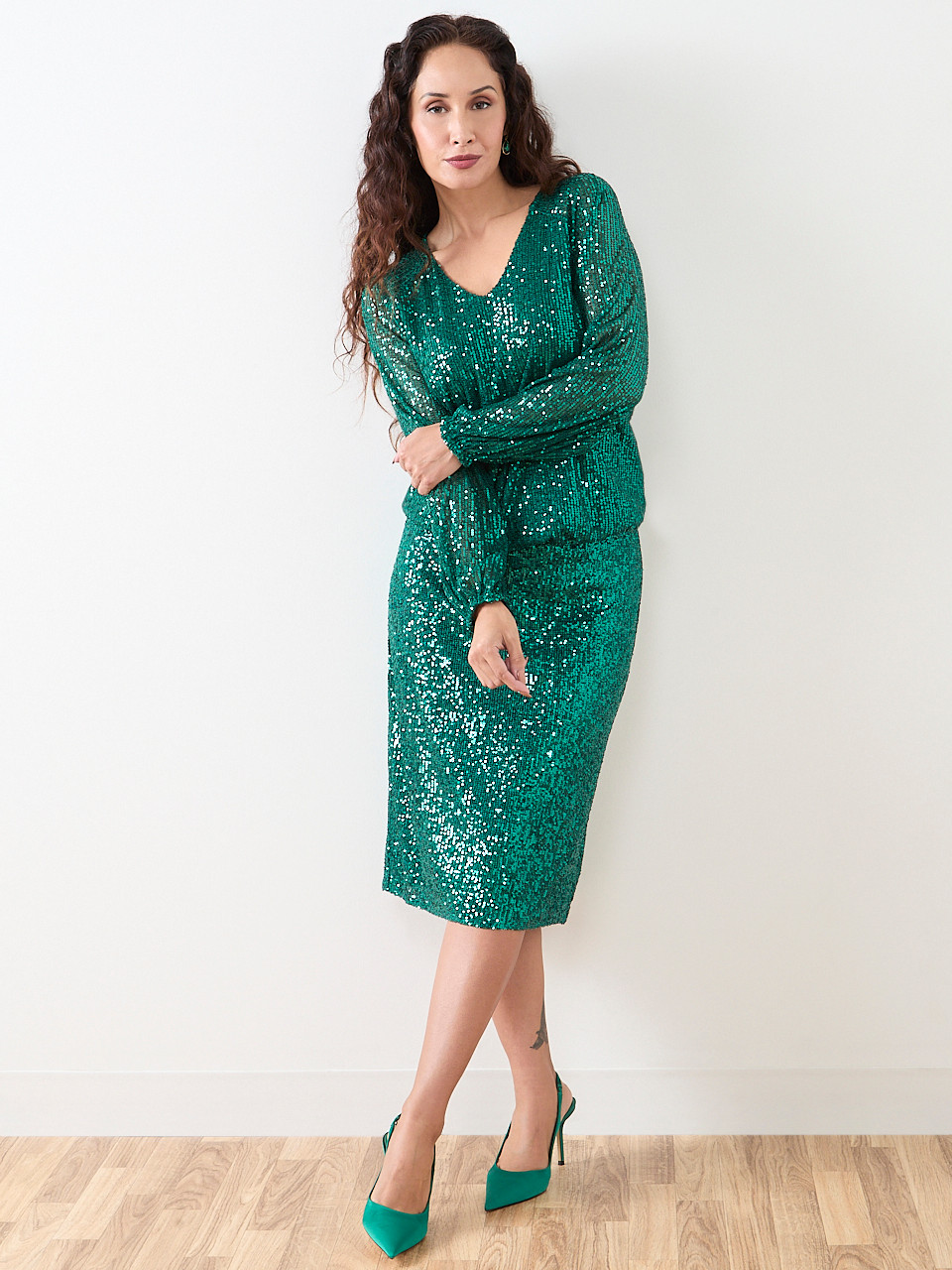 Petite Sequin V-Neck Bubble Hem Blouse