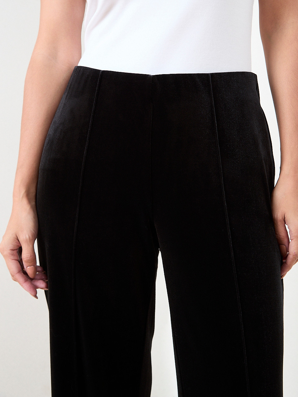 Trisha Black Velvet Pant | Cleo