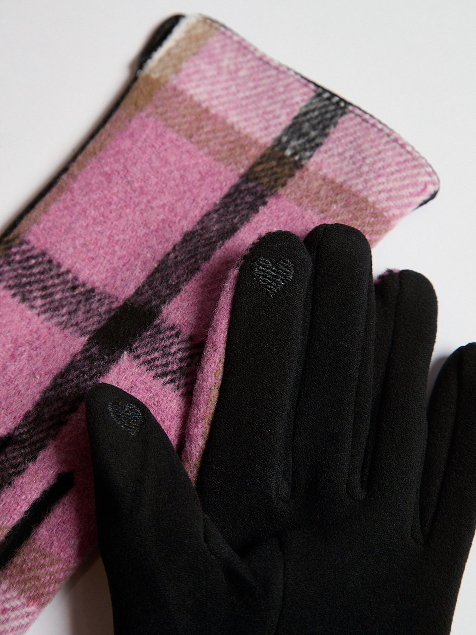 Camel Cloth Plaid Detail Gloves