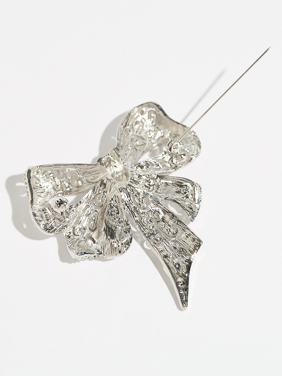Exquisite Silver Crystal Bow Brooch