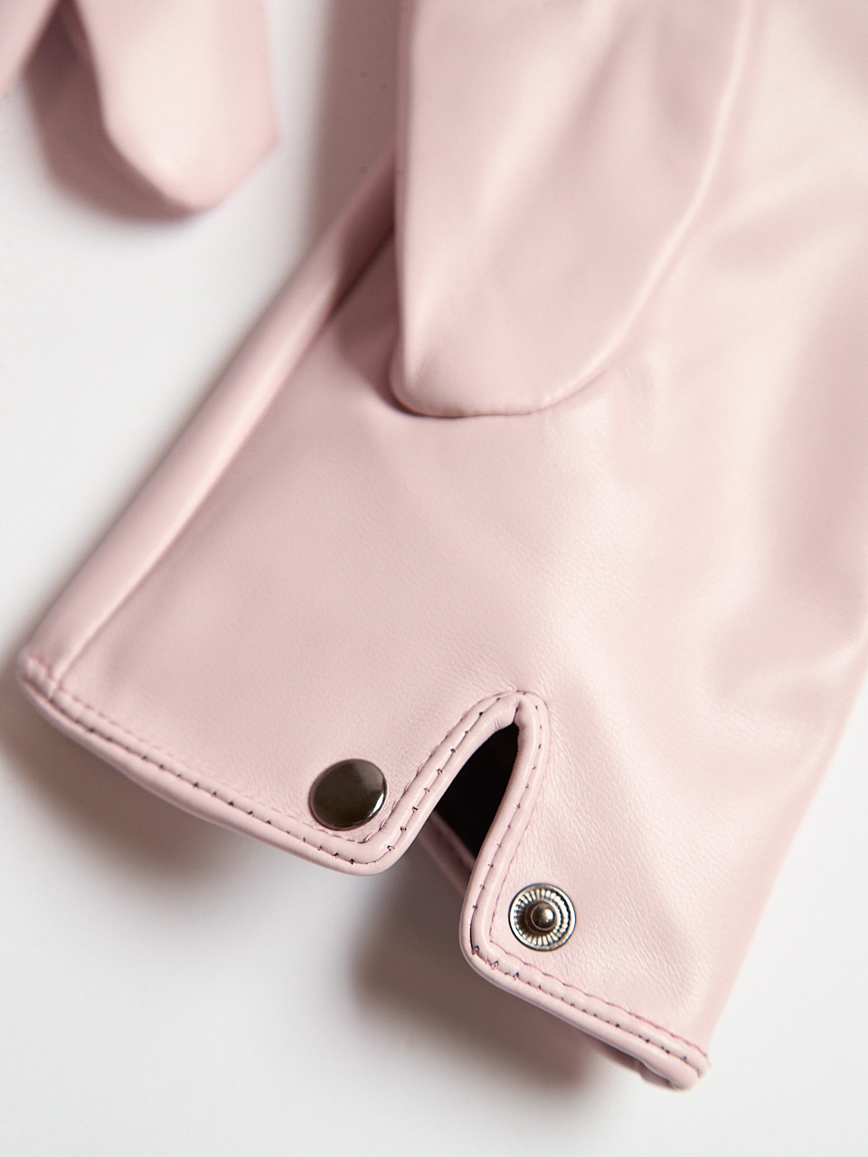 Pink Frost Vegan Leather Bow Detail Gloves