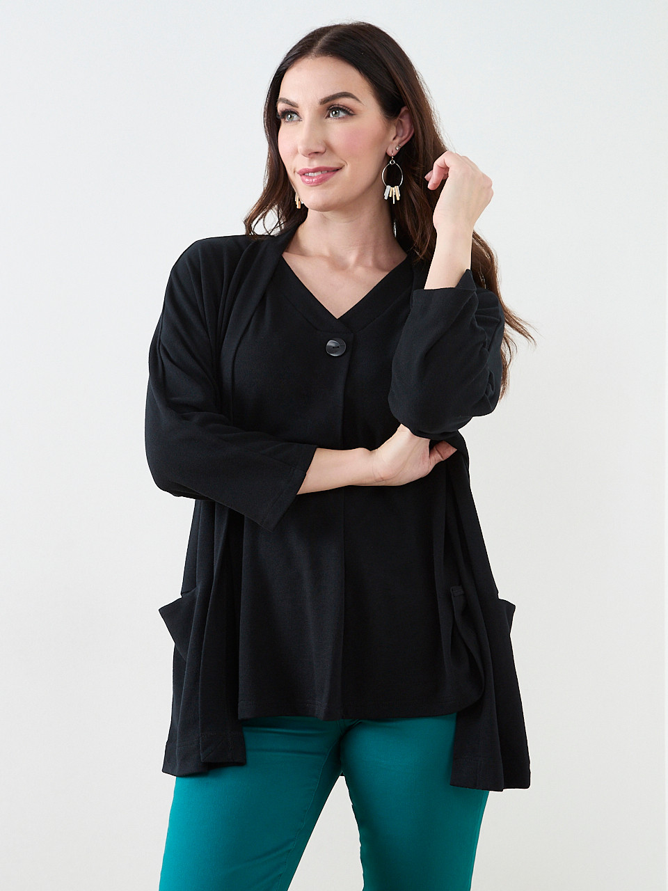 Black Short Sleeve Lightweight Knit Tunic | Cleo