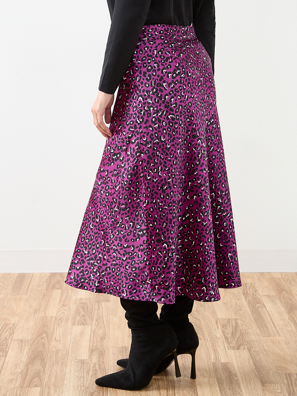 Petite Satin A-Line Mid-Length Skirt