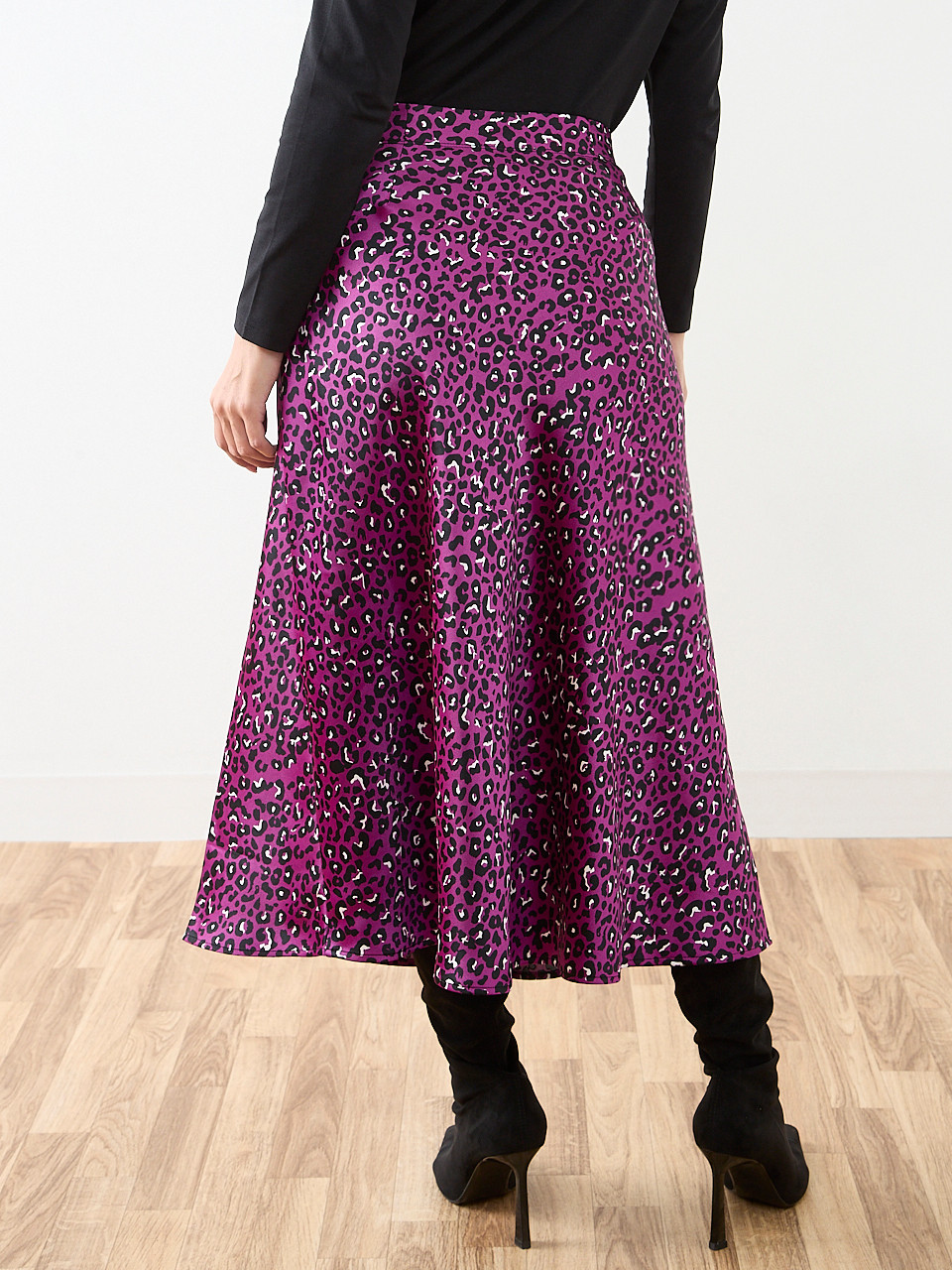 Petite Satin A-Line Mid-Length Skirt