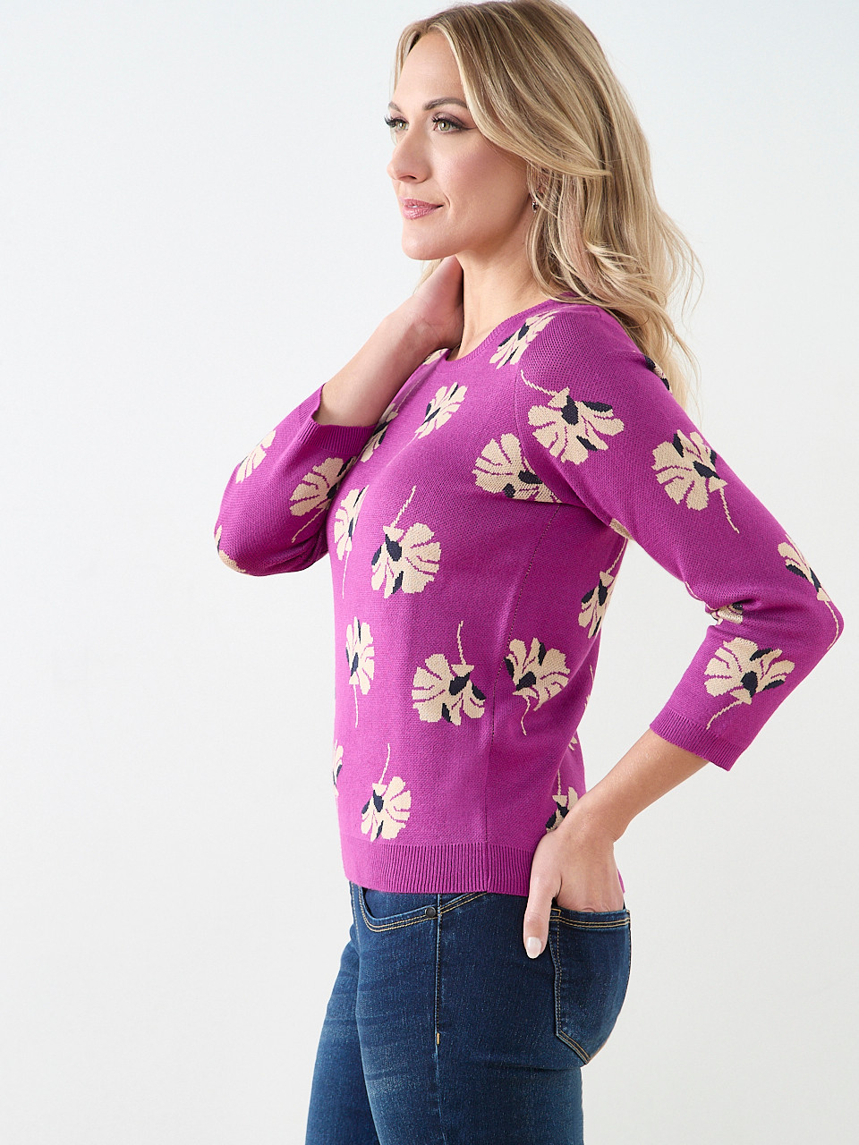 3/4  Sleeve Knit Pattern Pullover