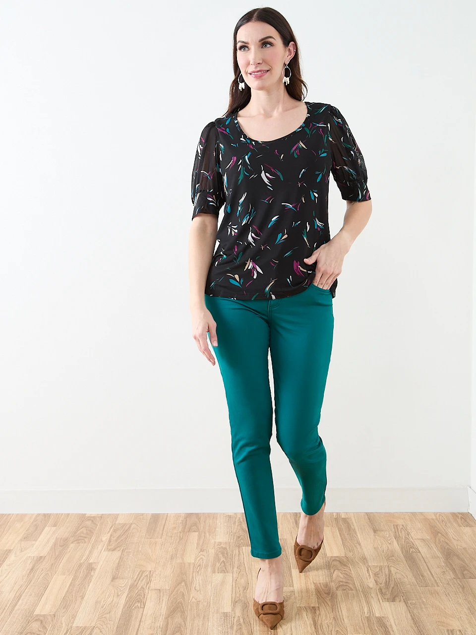 Short Sleeve Round-Neck Mesh Top