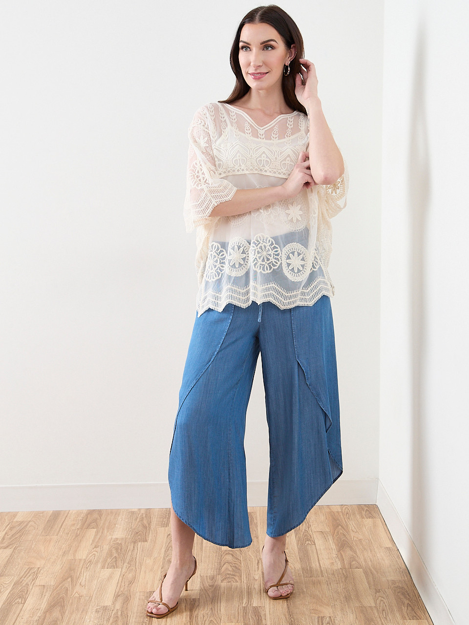 Lacy Caftan with Elbow-Length Sleeves