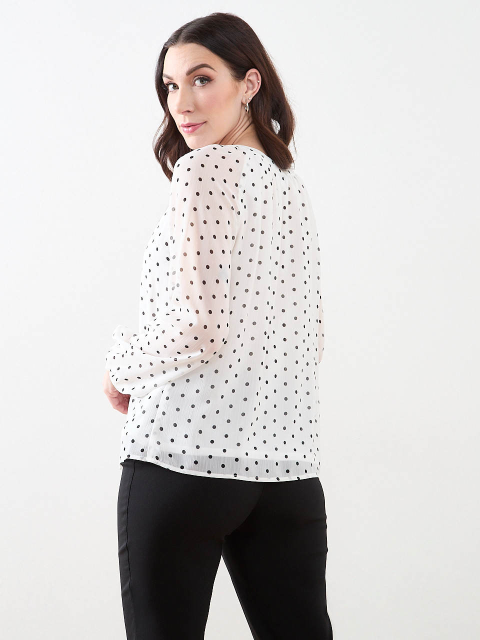 Long Sleeve Round Neck Chiffon Blouse