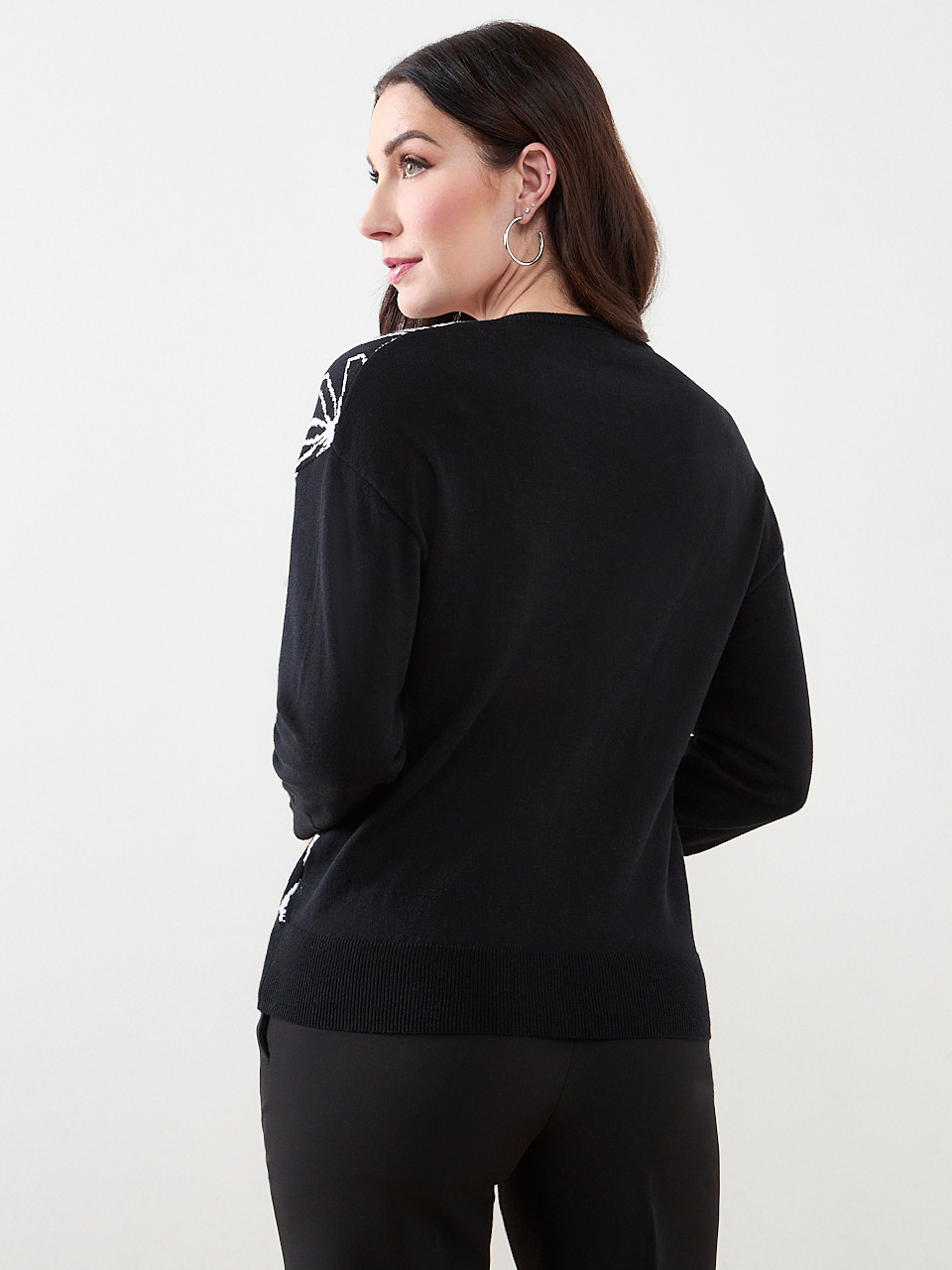 Petite 3/4 Sleeve Floral V-Neck Sweater