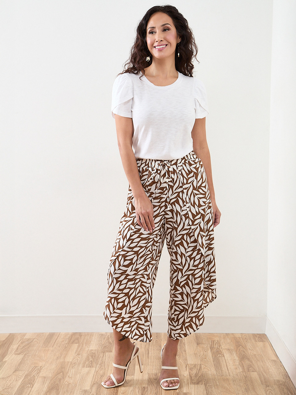 Petite Neutral Leaf Tulip-Leg Pant