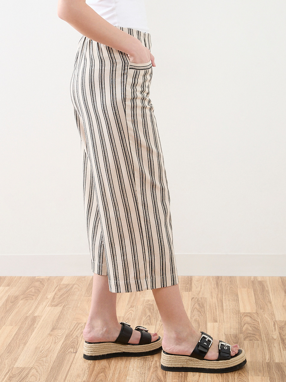 Tonia Linen Wide Crop Pant
