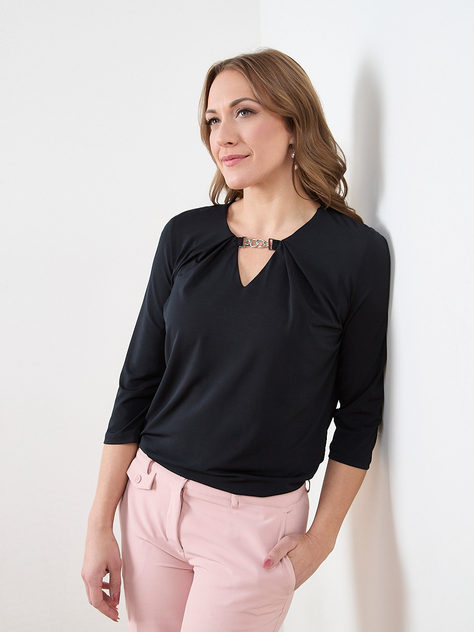 3/4 Sleeve Round Neck with Hardware Top