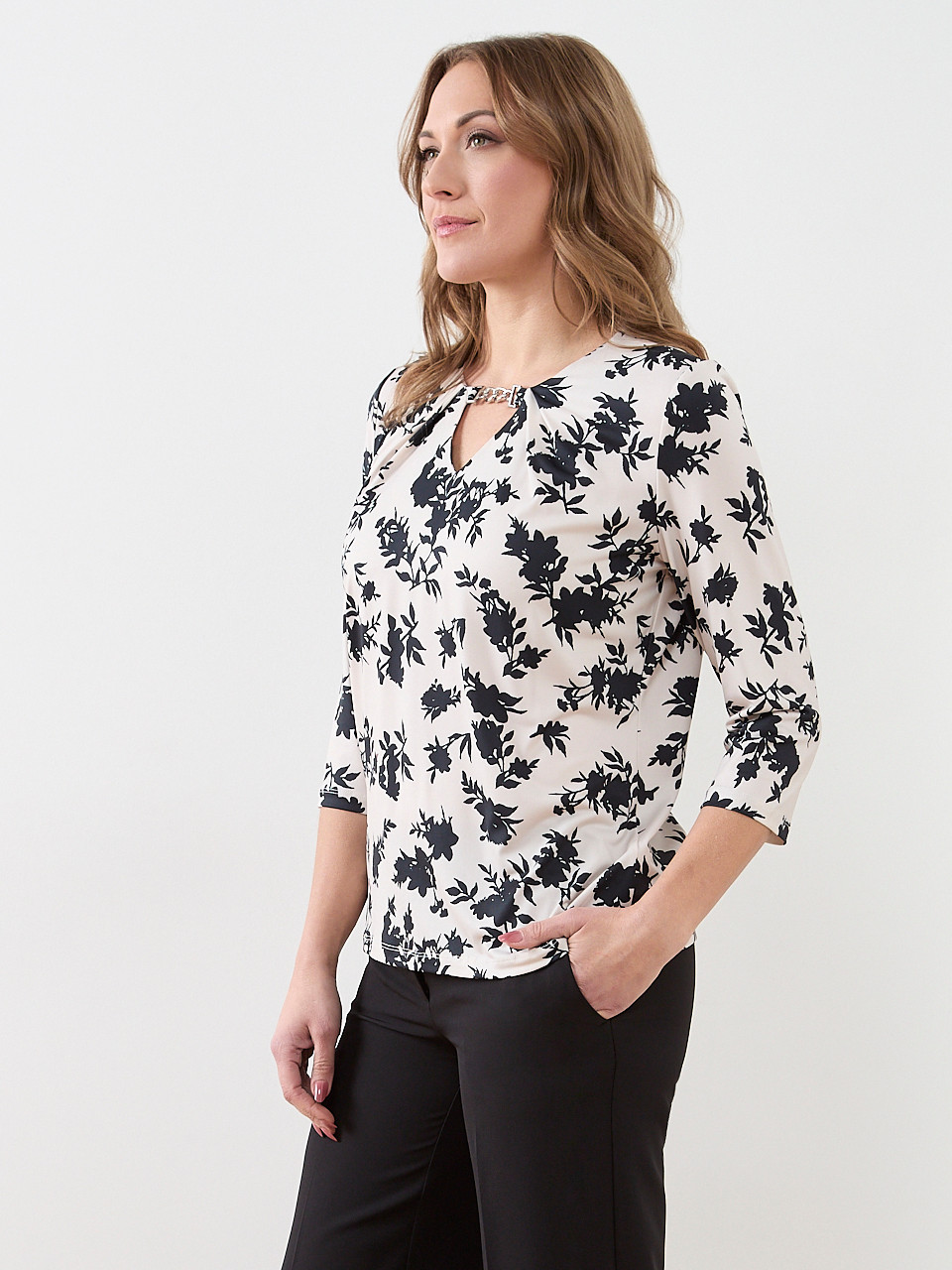 3/4 Sleeve Top with Neck Hardware