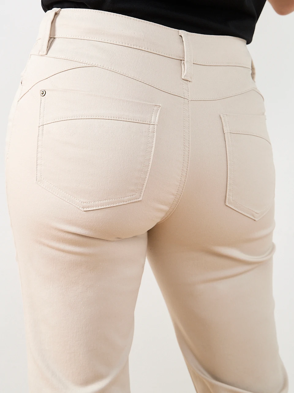 Lilly Coloured Ankle Jean in Stone