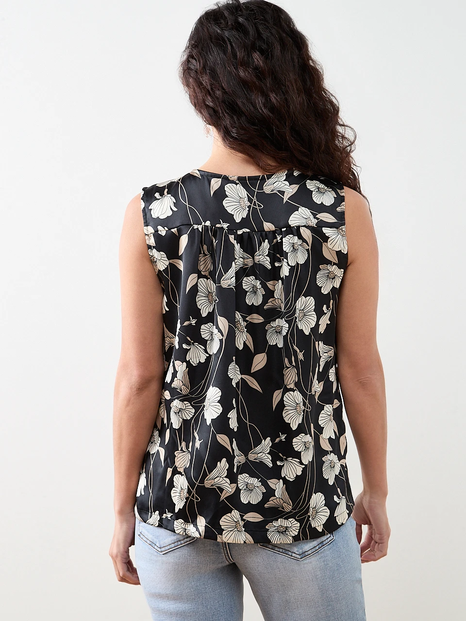 Petite Sleeveless V-Neck Button Front Blouse