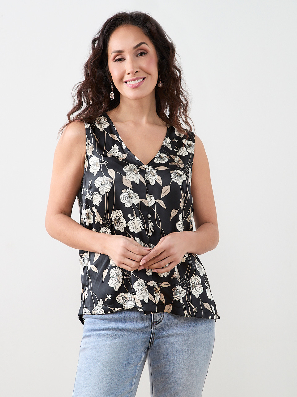 Petite Sleeveless V-Neck Button Front Blouse