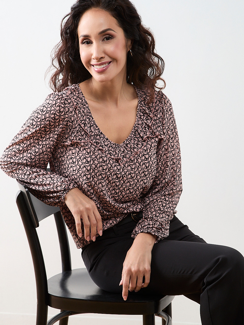 Petite V-Neck Ruffle Bubble Hem Top