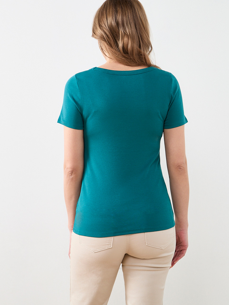 Short Sleeve Scoop Neck Tee
