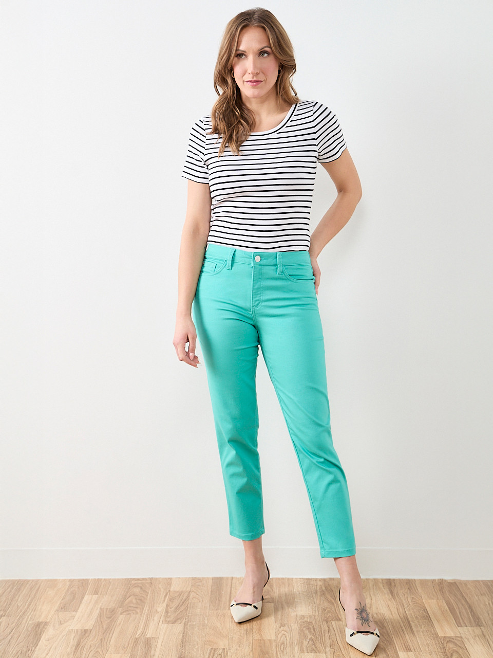 Short Sleeve Scoopneck Tee