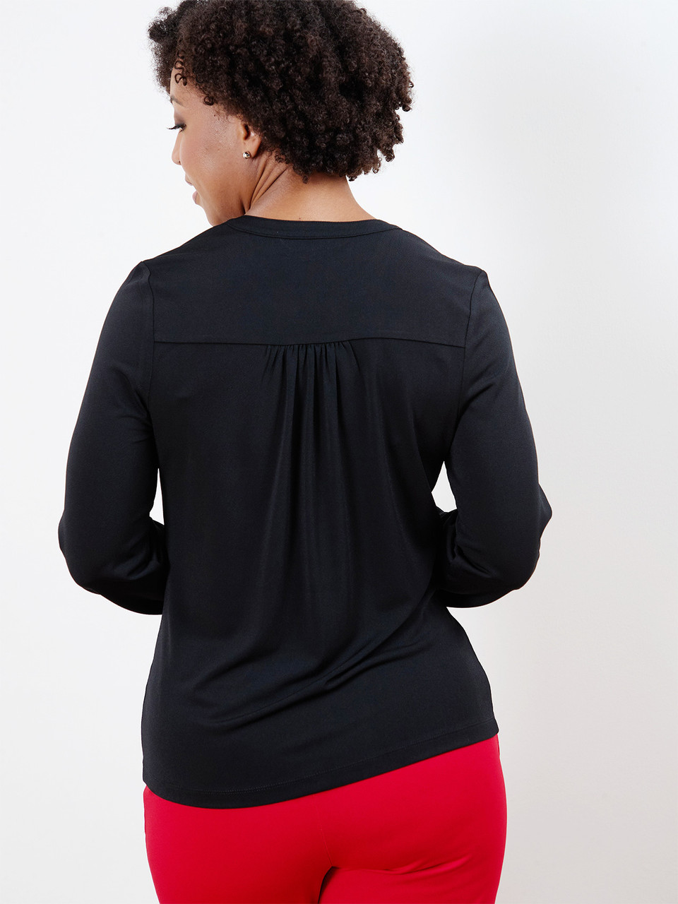 Petite V-Neck Crepe Top in Black