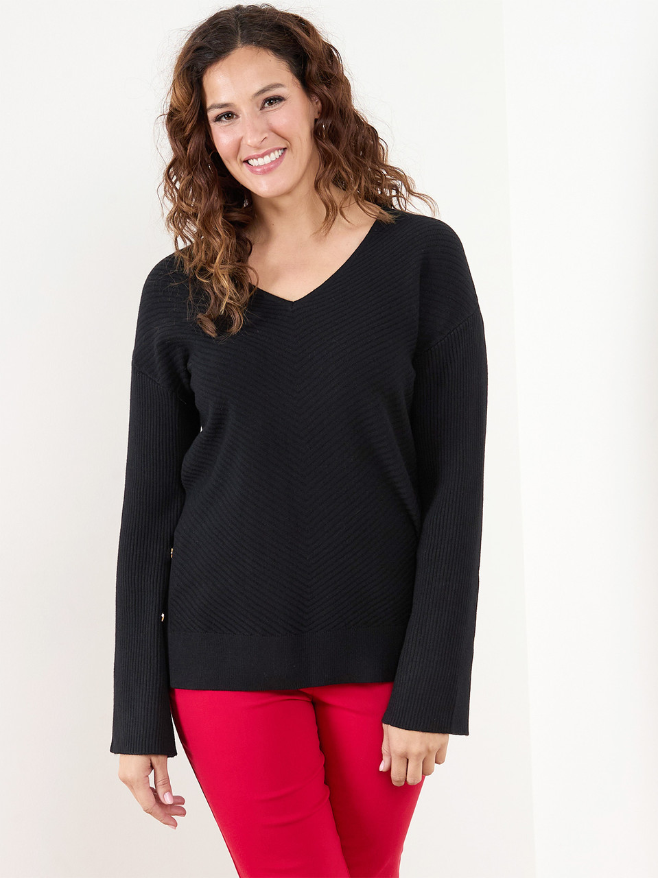 Chevron Tunic Pullover Sweater in Black