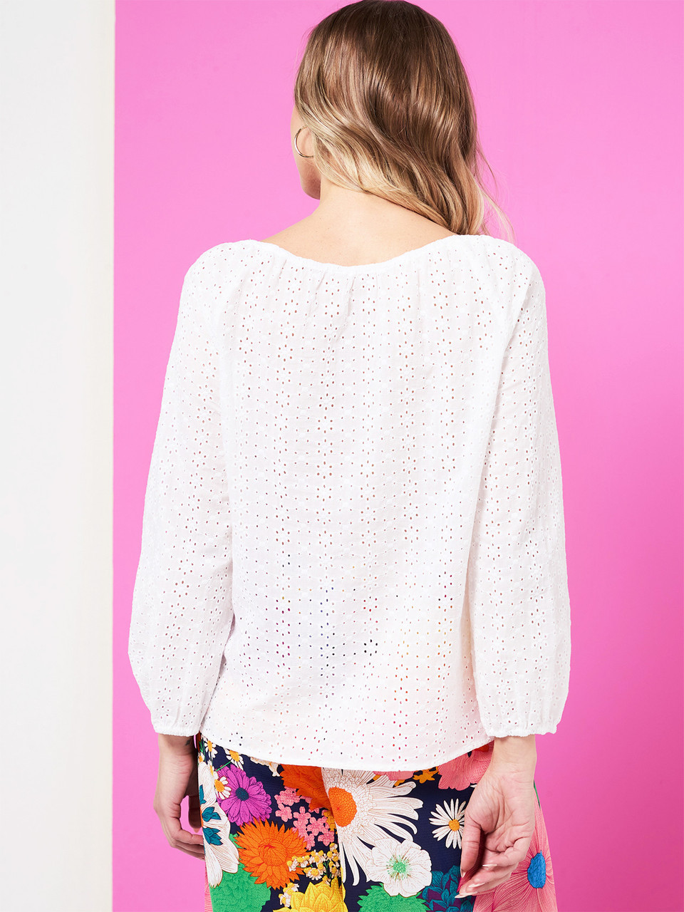 3/4 Sleeve Scoop Neck Eyelet Blouse in White