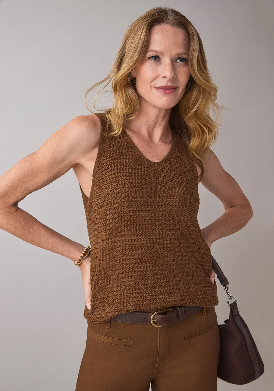 Sleeveless Textured V-Neck Sweater in Tobacco