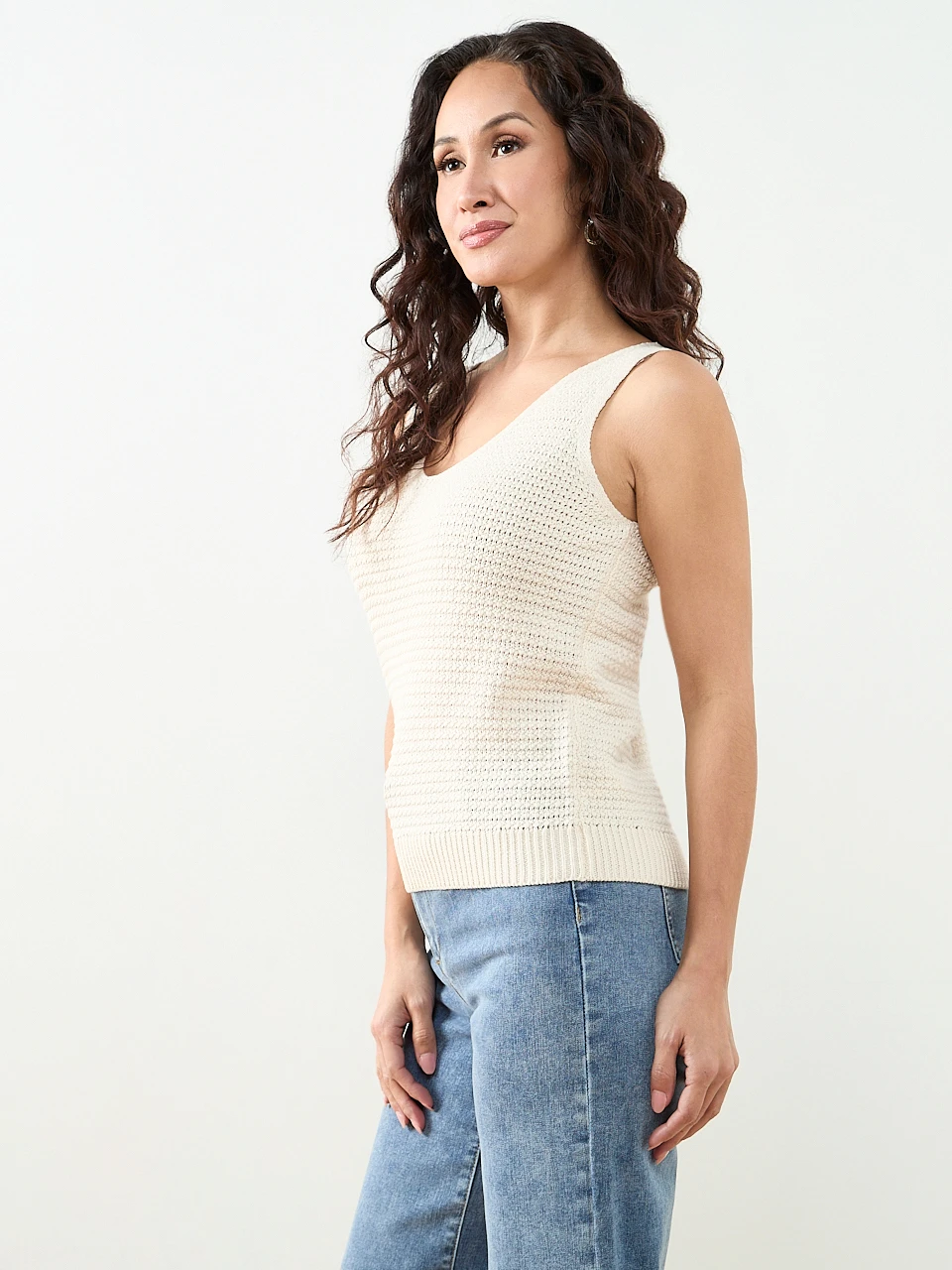 Petite Sleeveless Textured V-Neck Sweater in Ecru