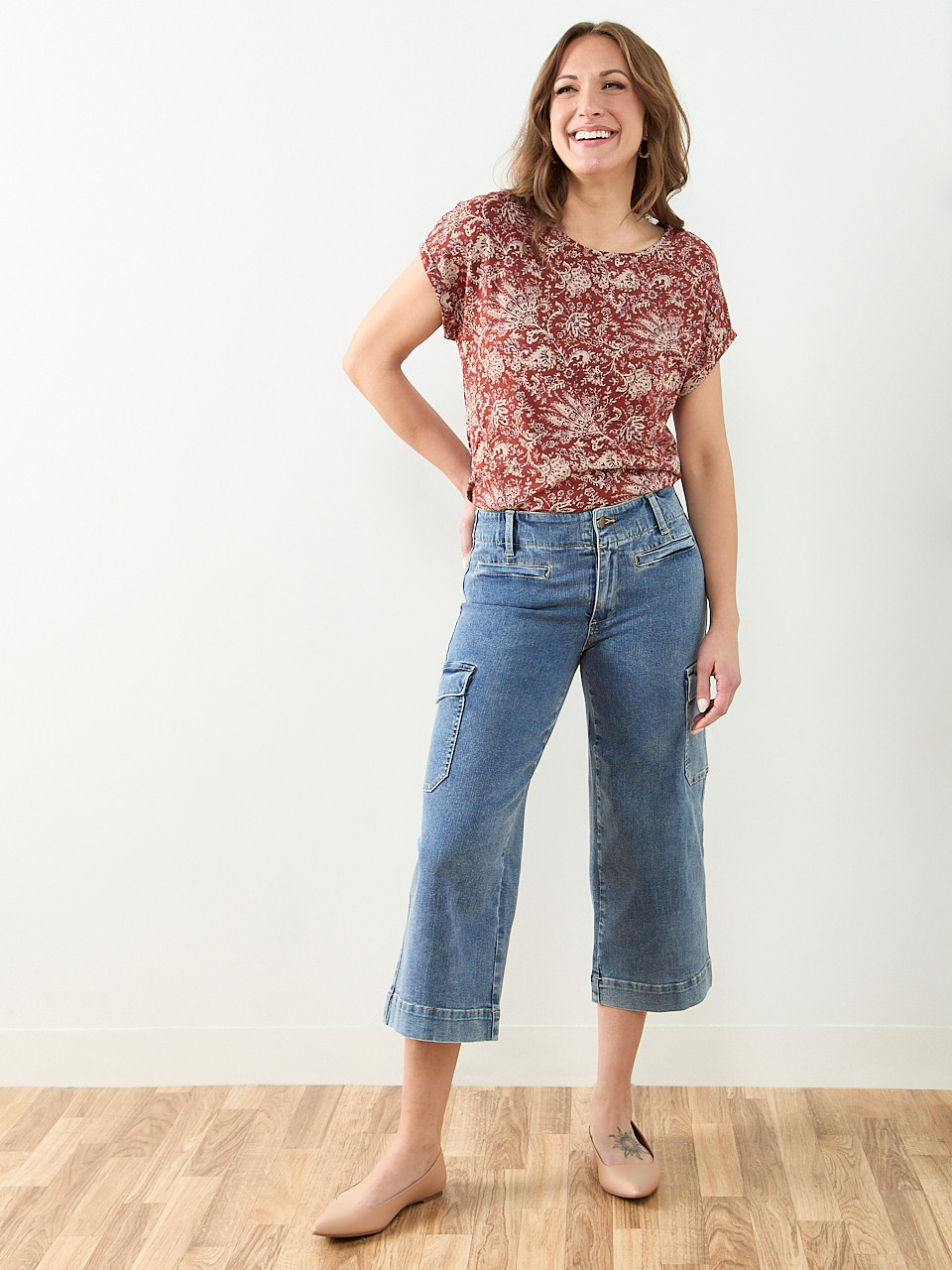 Petite Short Cuffed Sleeve Slub Boat Neck Tee in Terracotta Paisley