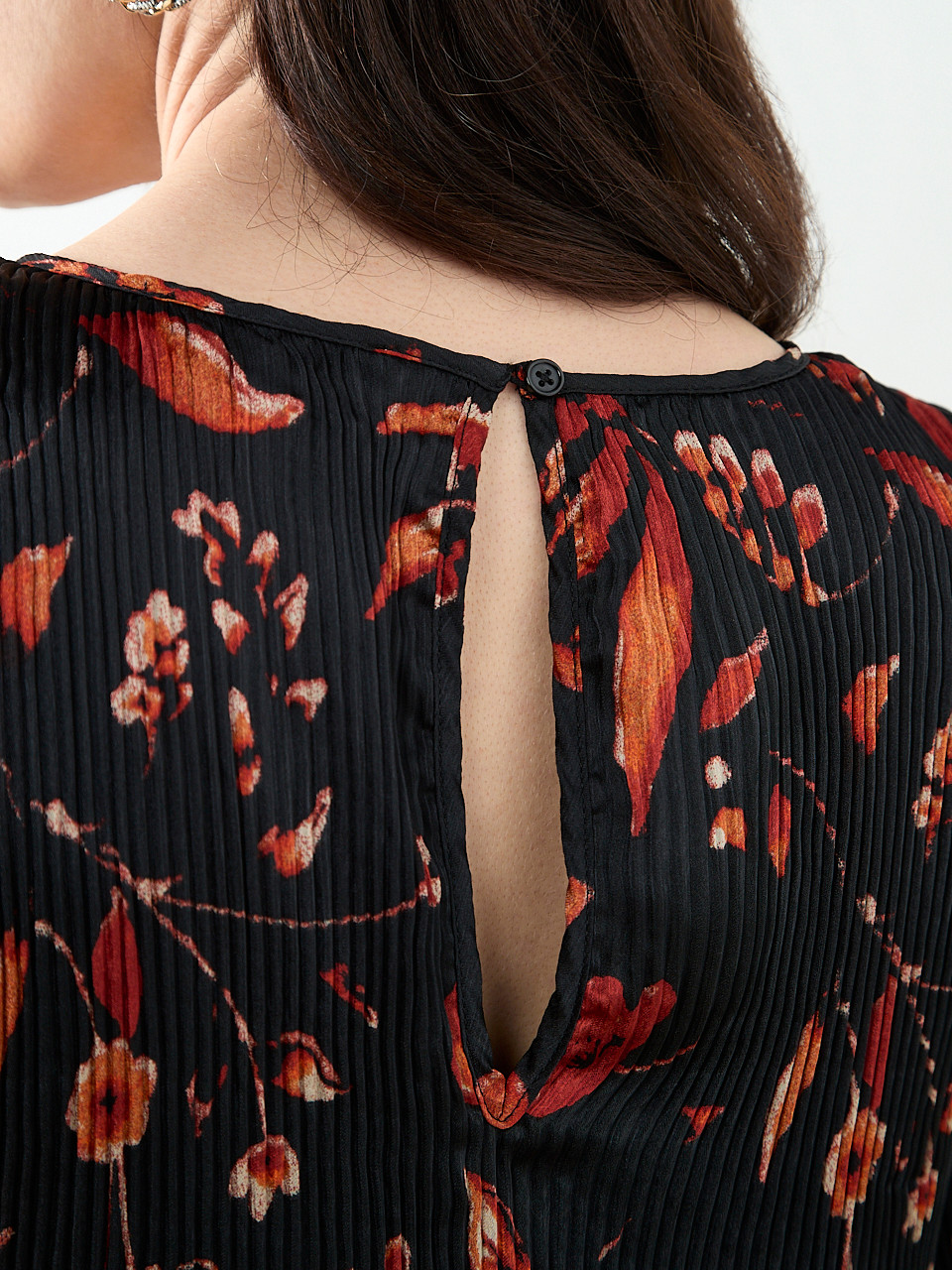 Plisse Long Sleeve Dress in Black Floral