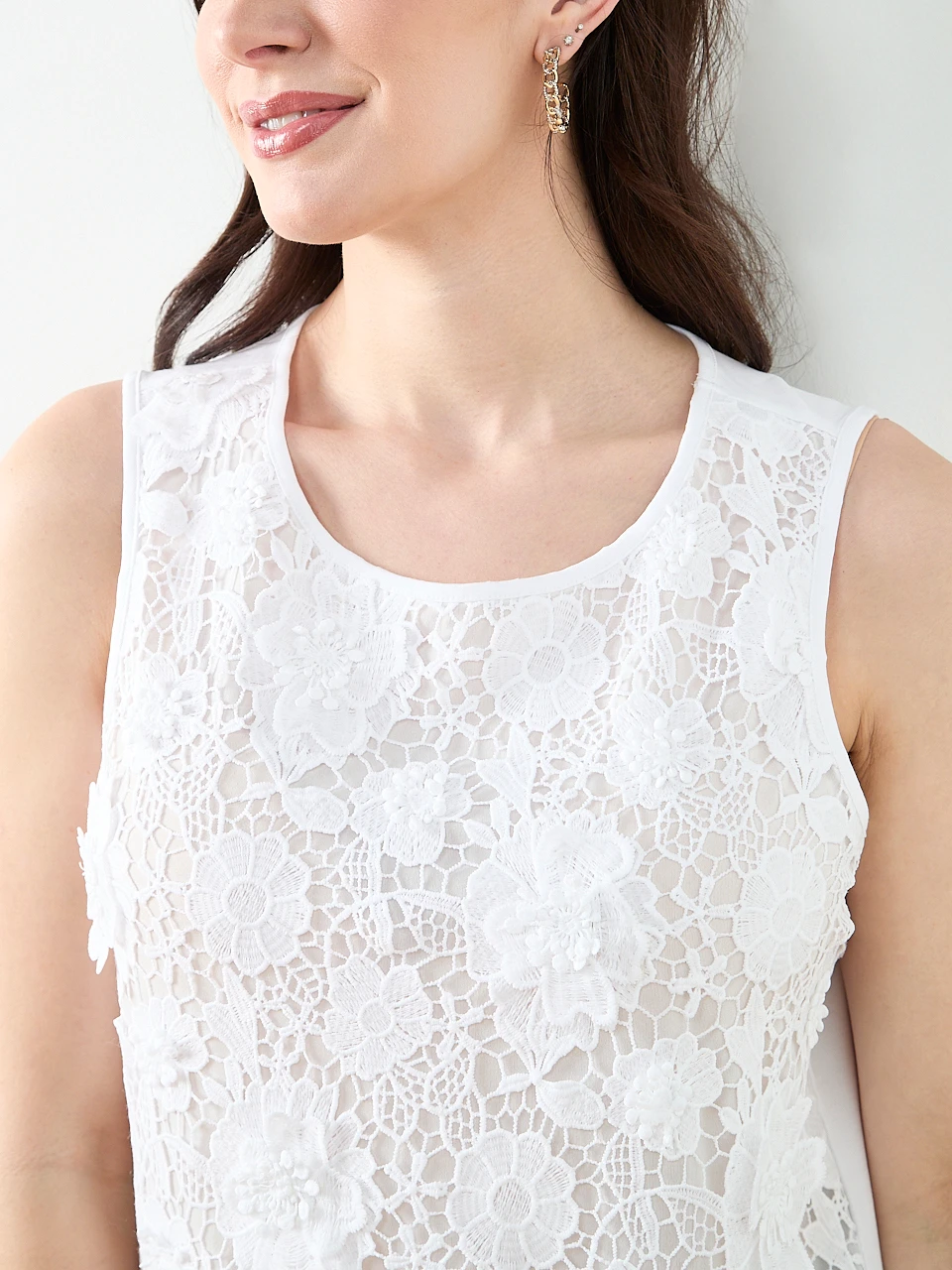 Sleeveless 3D Floral Mixed Media Top in White