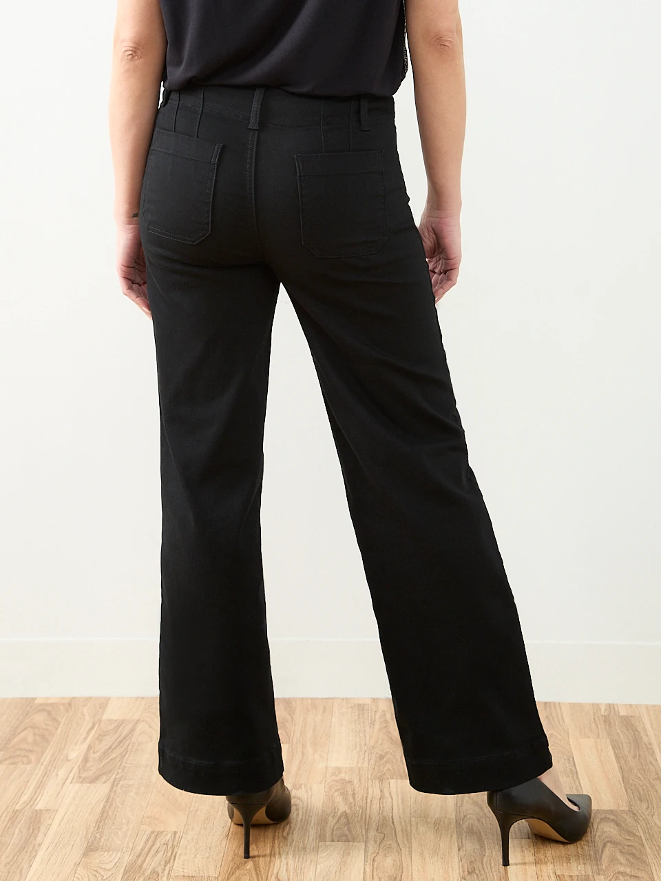 Haylie Wide Leg Denim Jean in Black