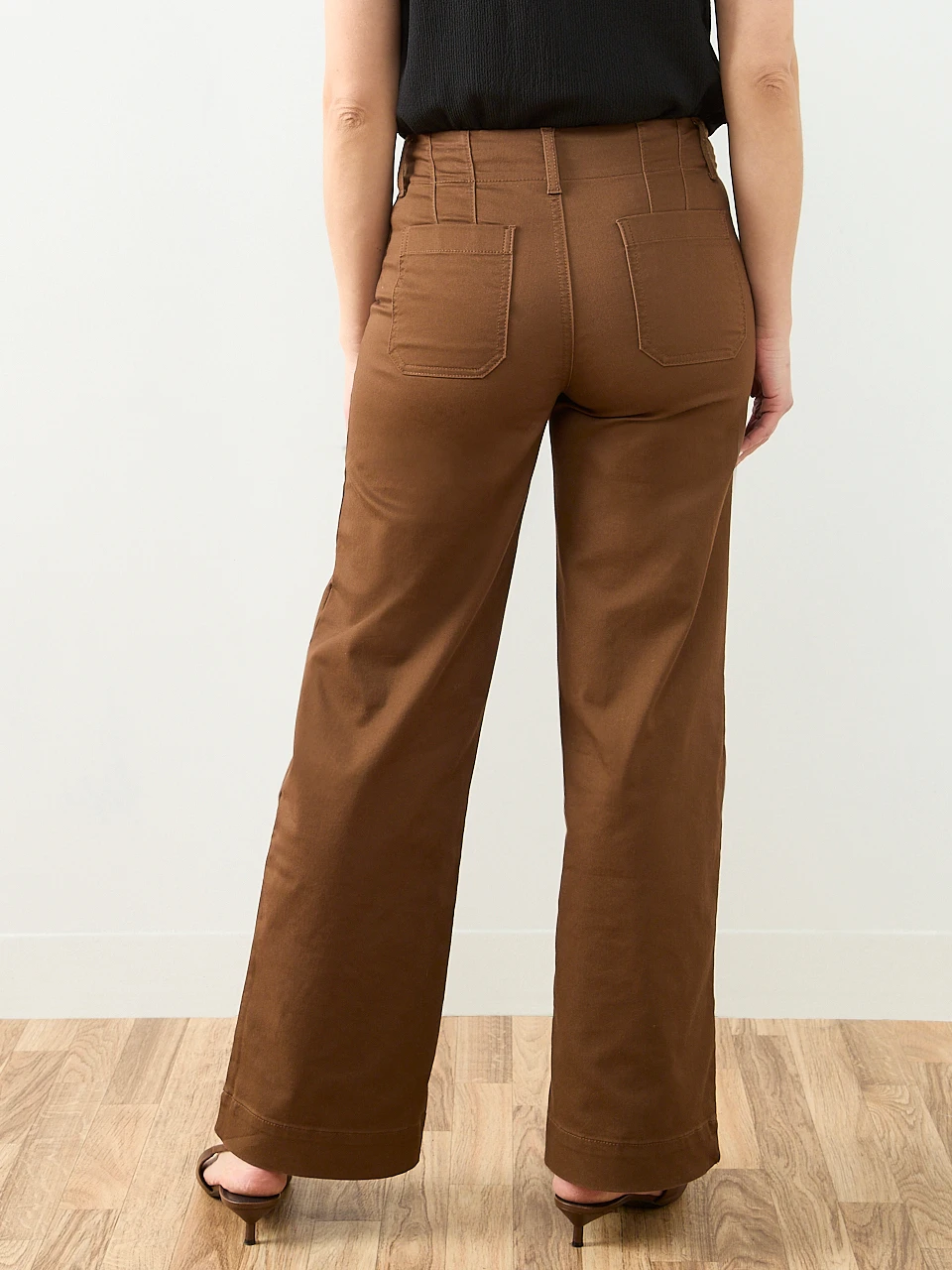 Haylie Wide Leg Denim Jean in Tobacco