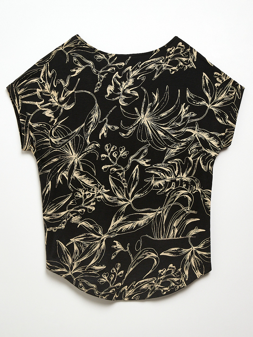 Short Cuffed Sleeve Slub Boat Neck Tee in Black Sketch