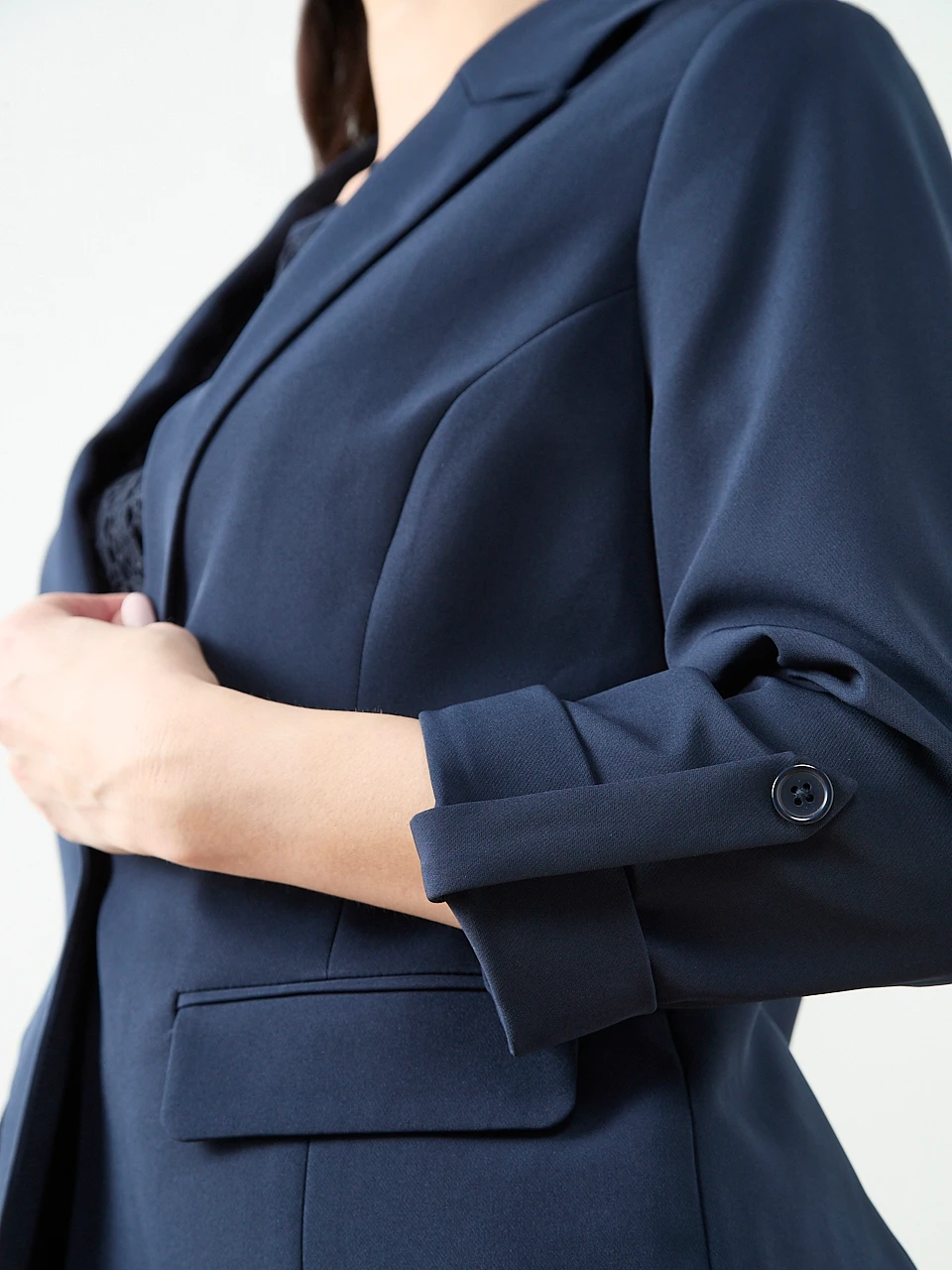 Roll Cuff 1 Button Blazer in Navy